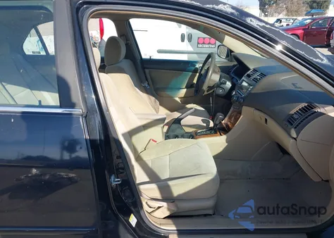 2005 Honda Accord 2.4 Ex из США, поврежденный, VIN 1HGCM56735A033287